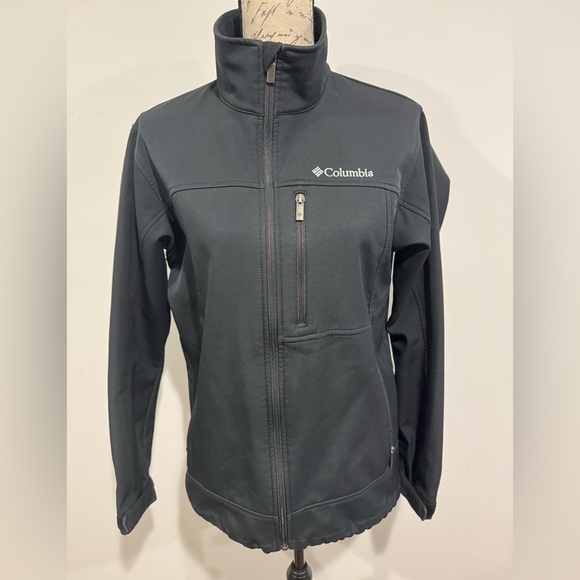 Columbia Black Softshell Midweight coat Women’s Size Small - Picture 1 of 9